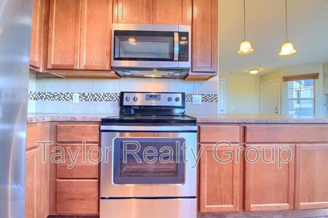Building Photo - 14300 Waterside Ln