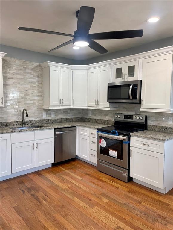 Building Photo - 44 Maple Ave