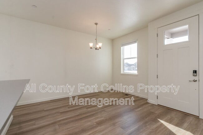 Building Photo - 1758 Knobby Pne Dr