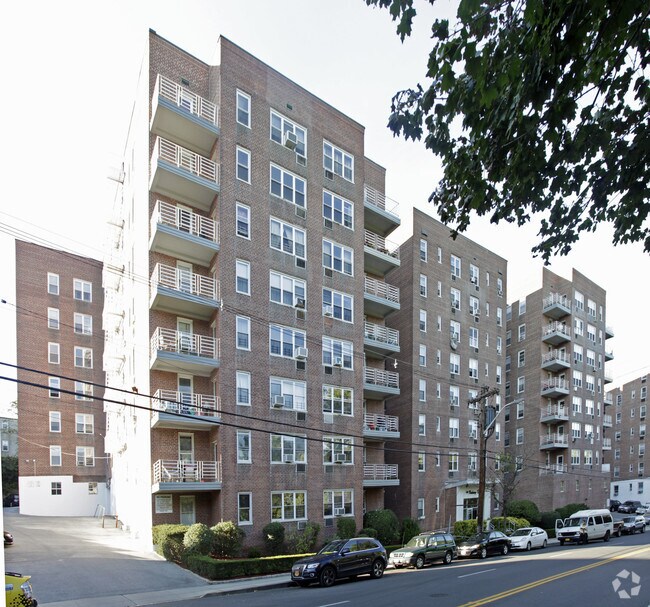 The Parkway Terrace 43 Bronx River Rd Yonkers NY 10704 Apartment Finder