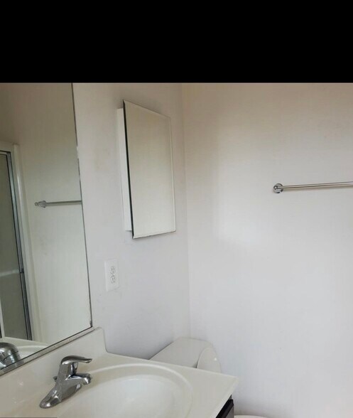 Building Photo - 7125 Durrette Rd