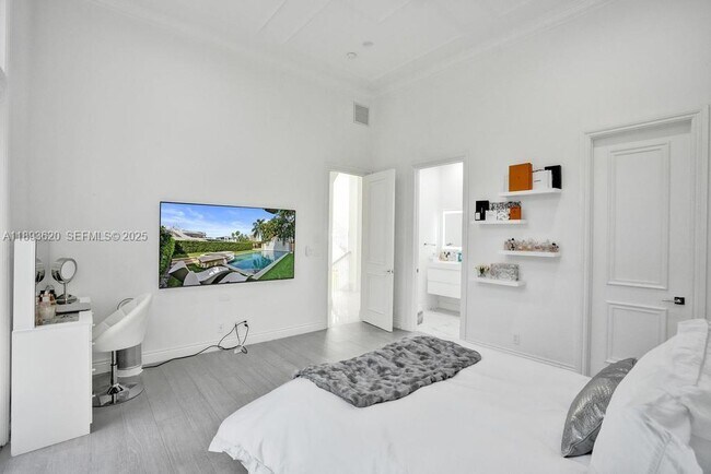 Building Photo - 1516 Island Blvd