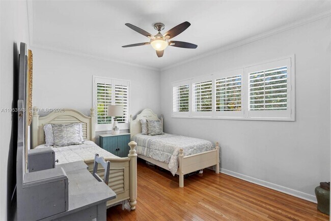 Building Photo - 7801 SW 58th Ave