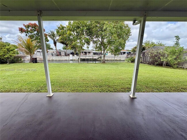 Building Photo - 11315 SW 58th Terrace