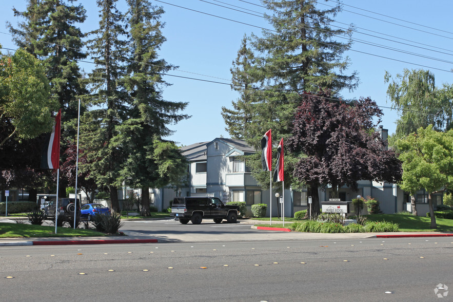 Primary Photo - Maple Ridge Apartments