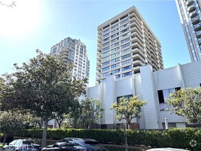 Building Photo - 10793 Ashton Ave