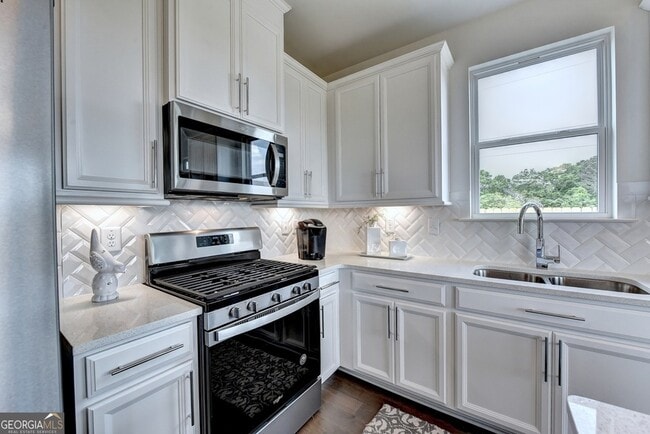 Building Photo - 19 Caison Dr