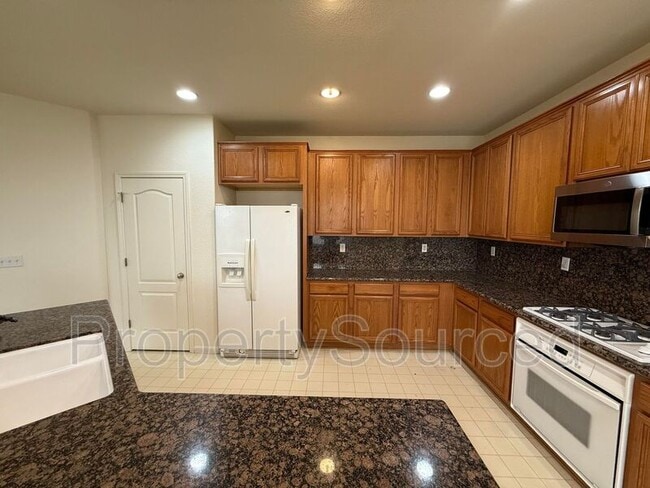 Building Photo - 17340 Ferndale St