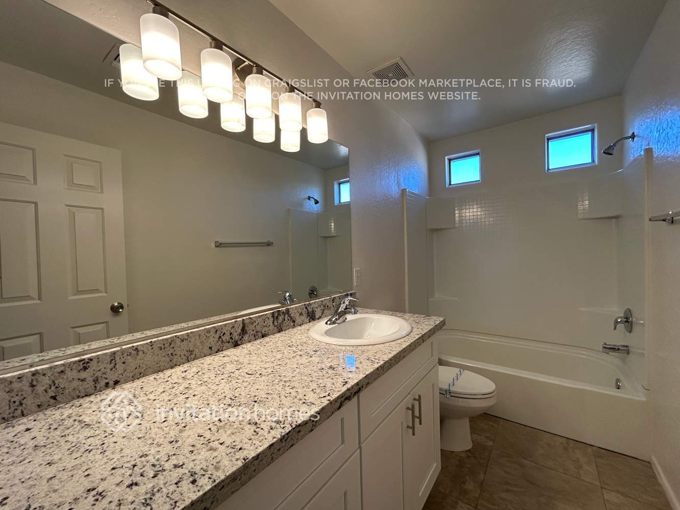 Building Photo - 11714 W Flanagan St