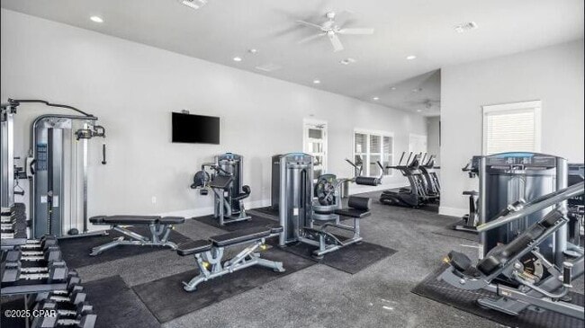 Building Photo - 6615 Kettles St