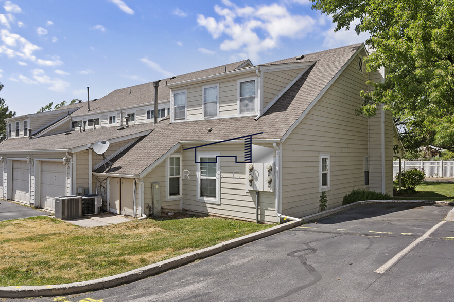 Building Photo - 77 Pheasantbrook Cir
