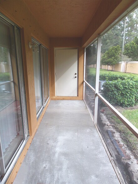 Patio - 3040 Waddell Ave