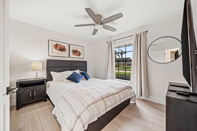 Building Photo - 13571 Jonquil Pl