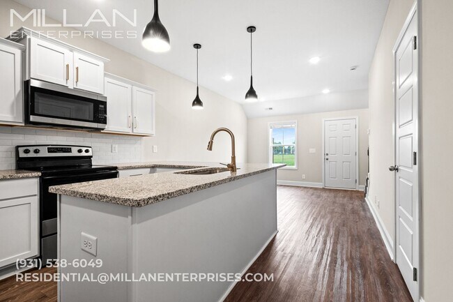 Interior Photo - 212 Drayton Dr.
