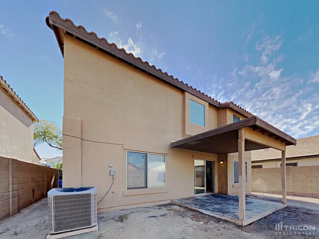 Building Photo - 5548 W Southgate Ave