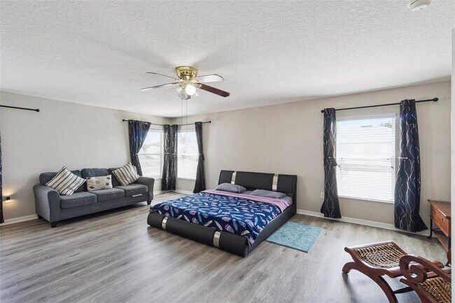 Building Photo - 1002 Belvoir Dr