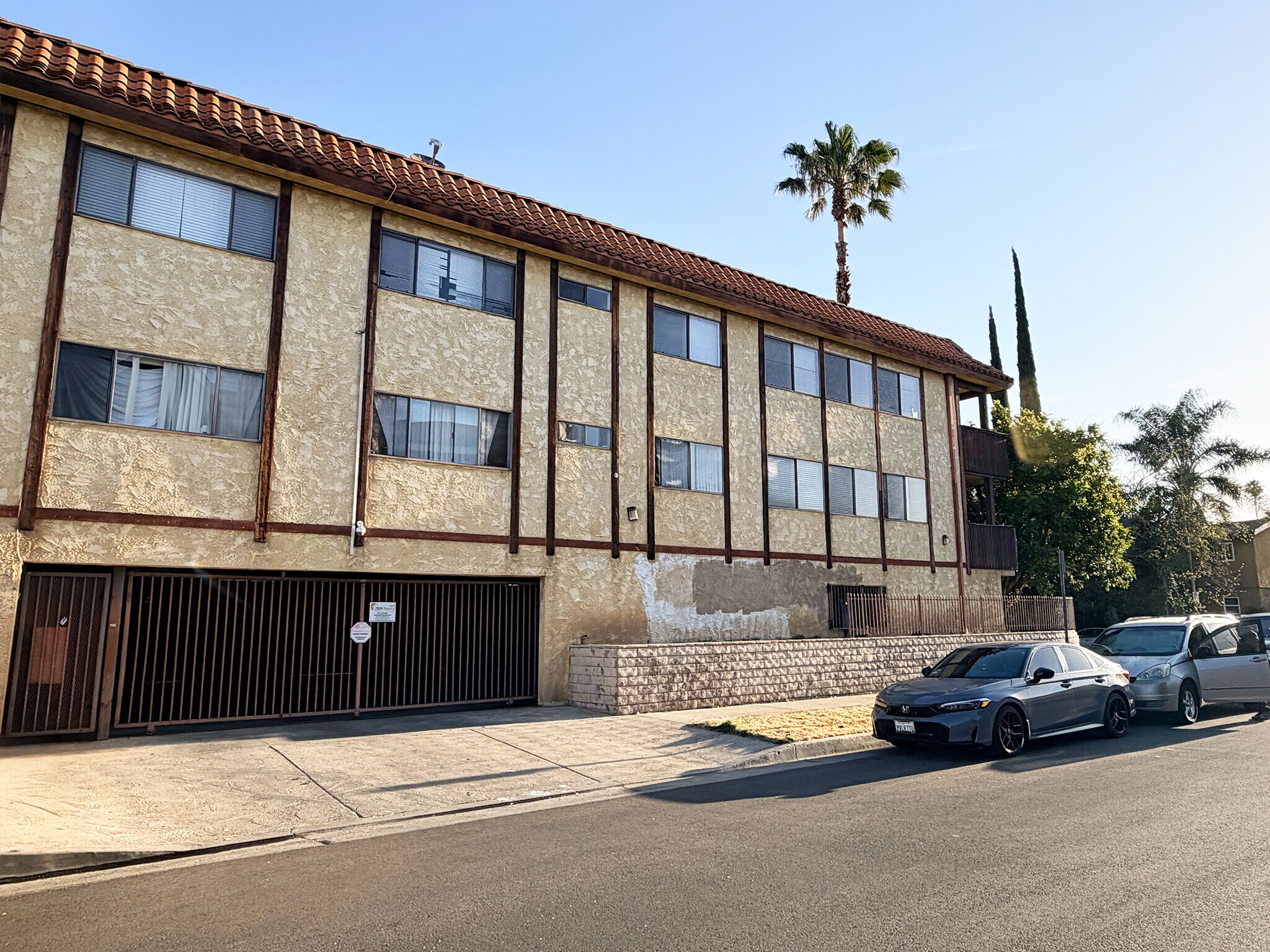 Building Photo - 7305 Milwood Ave