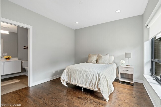 Building Photo - 1749 N Winnebago Ave