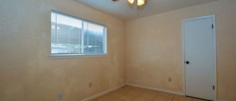 Building Photo - 1503 Barcelona Way Dr