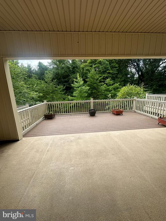 Building Photo - 10402 Steeplechase Run Ln