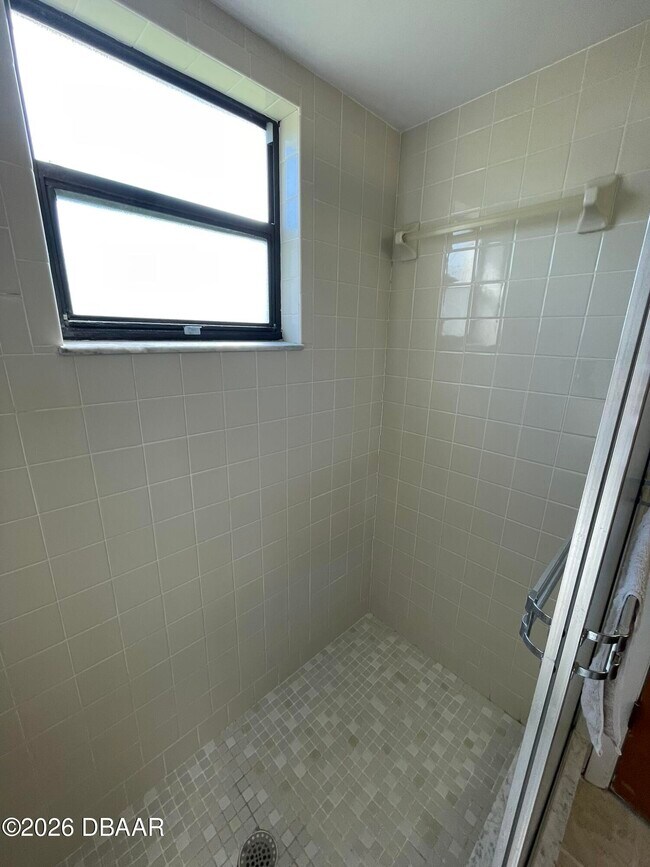 Building Photo - 1000 Egret Ct