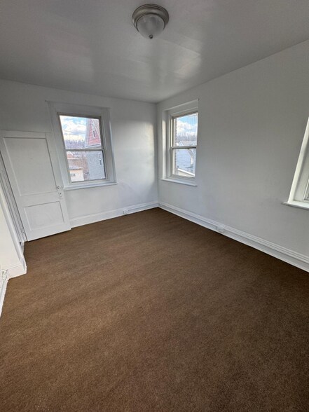 Building Photo - 308 Bessemer Ave