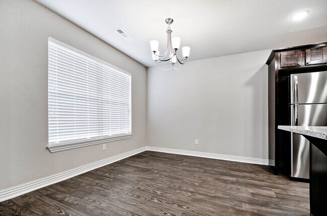 Building Photo - Lovely 3-bedroom home in Bentonville