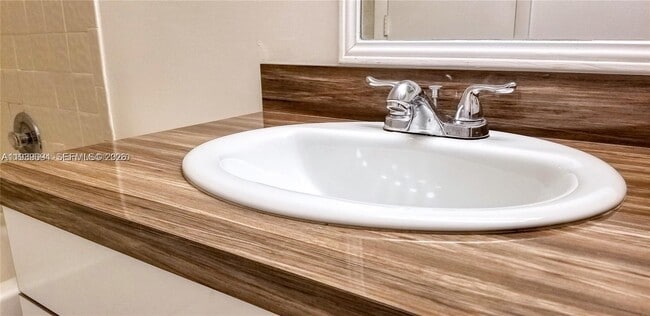 Building Photo - 11460 NW 42nd St