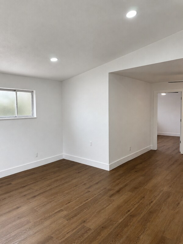 Building Photo - 2712 Oakcliff St