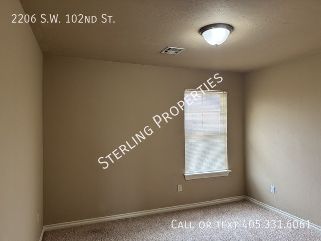 Building Photo - 2206 SW 102nd St