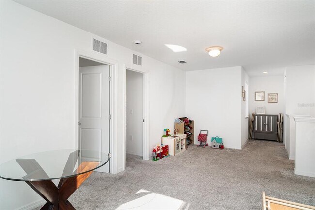 Building Photo - 465 Waterford Dr