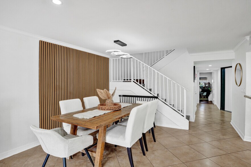 Building Photo - 1844 NE 26th Ave