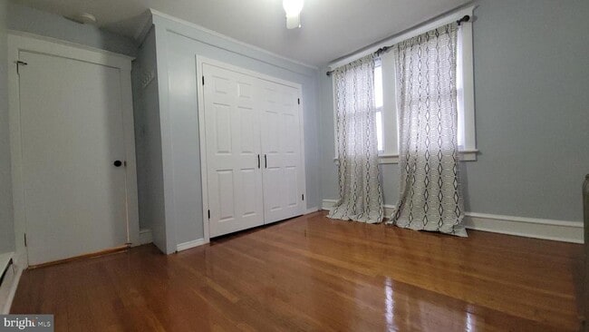 Building Photo - 1806 Garrett Rd