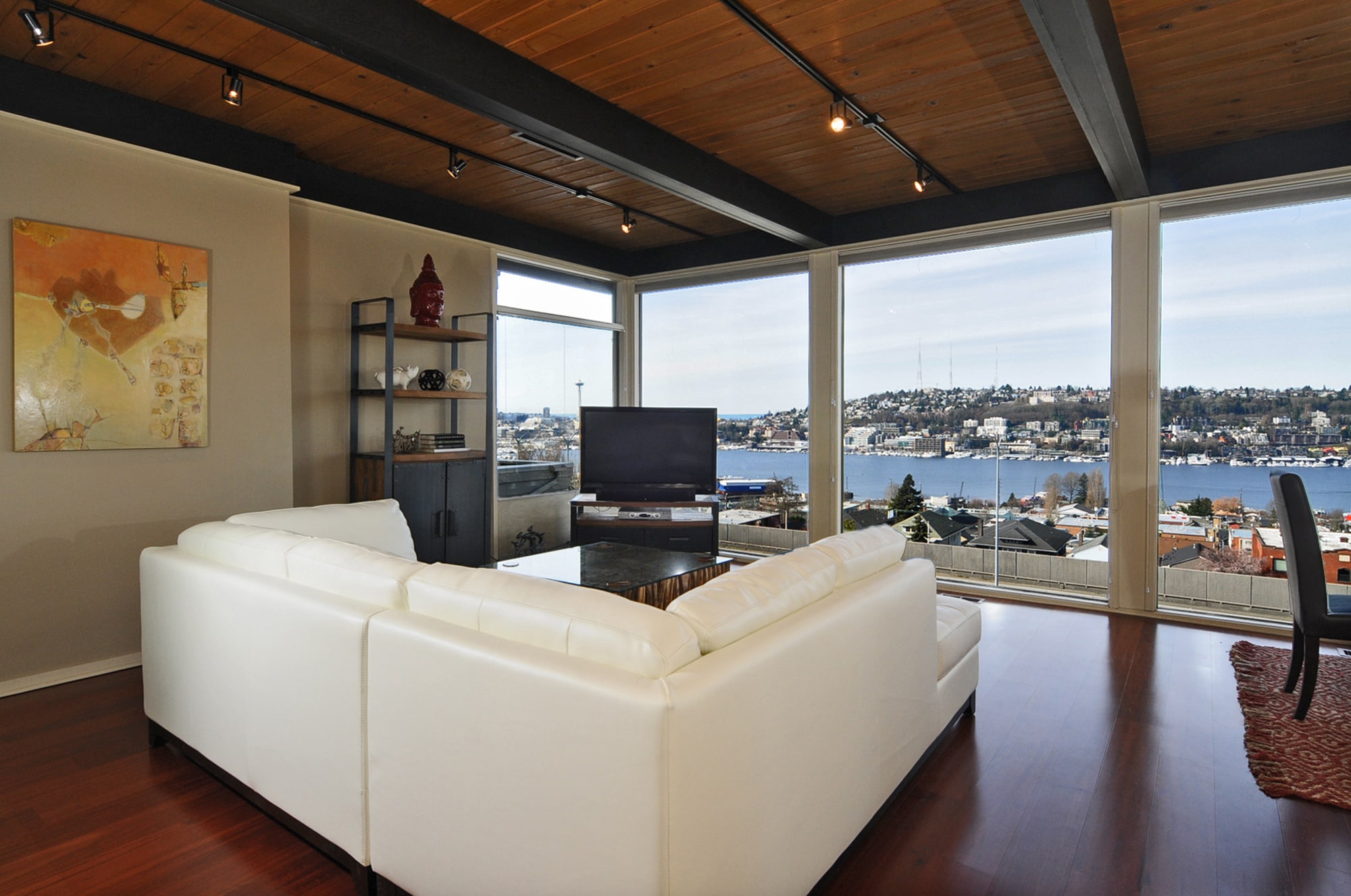 Building Photo - 1966 Harvard Ave E