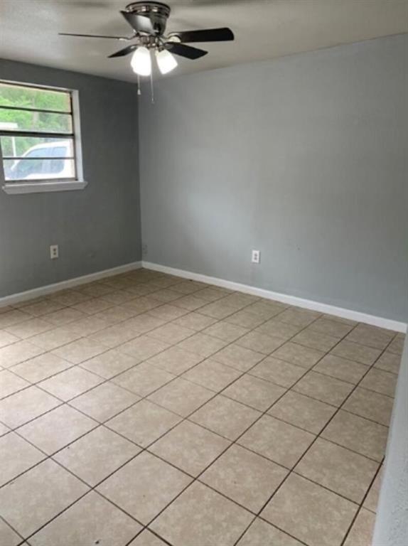 Building Photo - 1013 Hackberry St