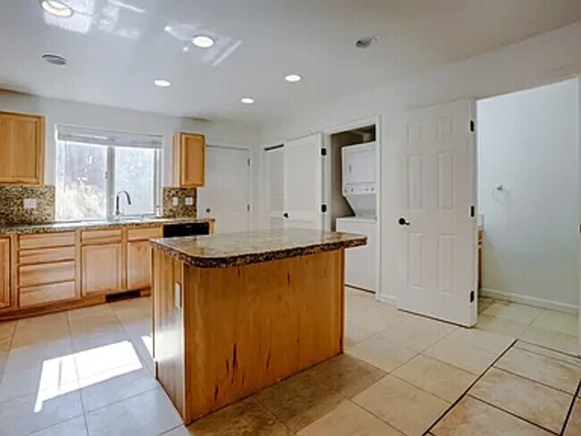 Building Photo - Spacious Virginia City Rental with Dual Primary Suites