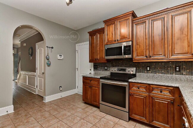 Building Photo - Charming 3-Bedroom in Arbor Croft with Out...