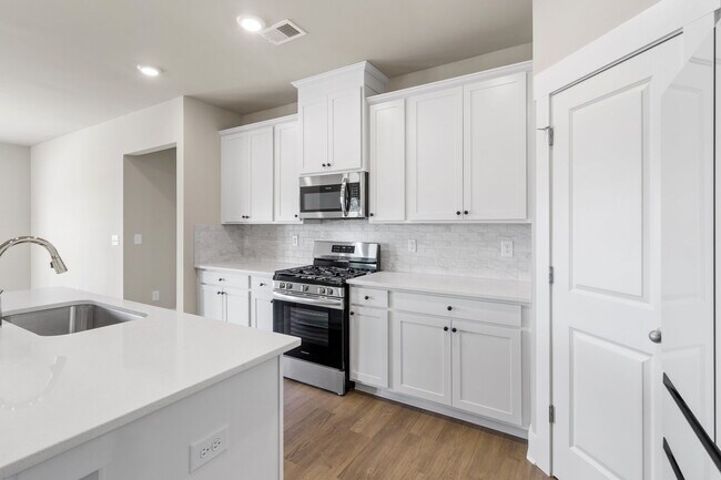 Building Photo - 1714 Firelight Wy