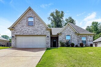 Building Photo - 1303 Shetland Dr