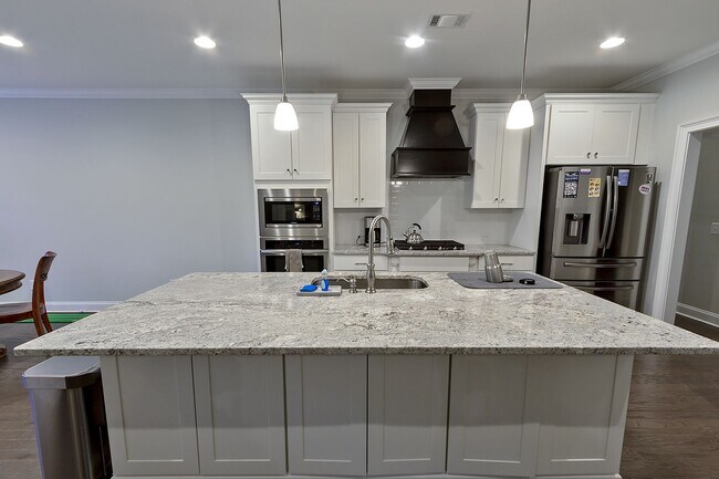 Building Photo - Home for Rent in Prattville