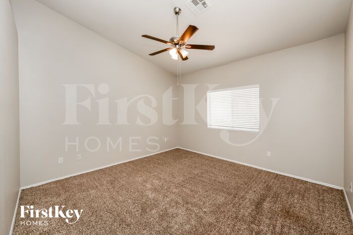 Building Photo - 3016 Myrtle Creek Ct