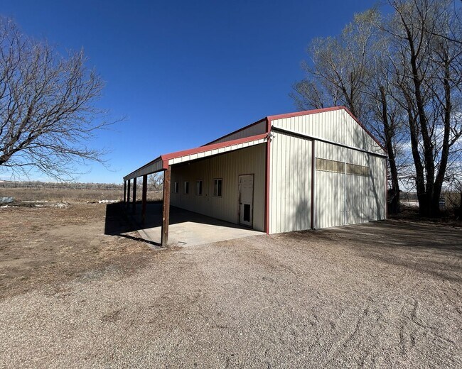 Building Photo - Room to Roam – Stunning Home on 2.4 Acres