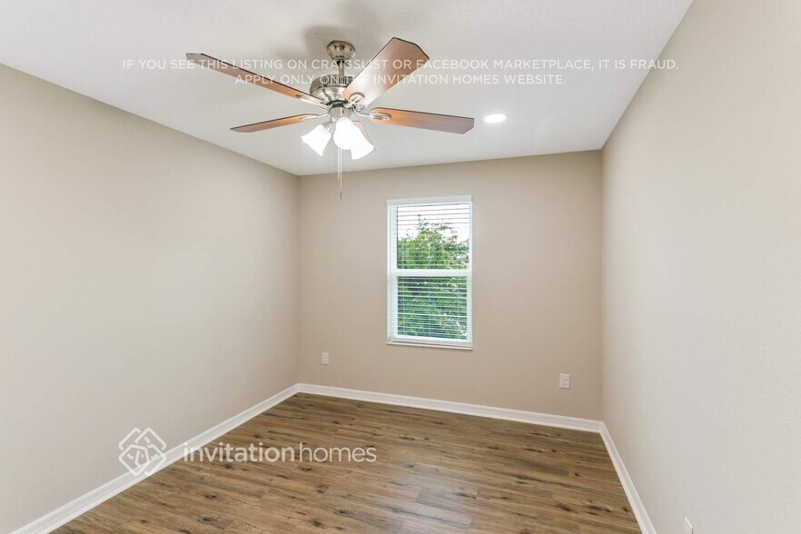 Building Photo - 10538 Medford Lakes Dr