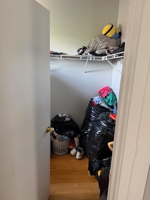 Building Photo - 1933 N Damen Ave