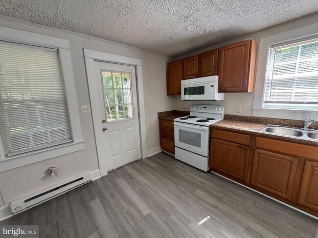 Building Photo - 516 Wyne Dr