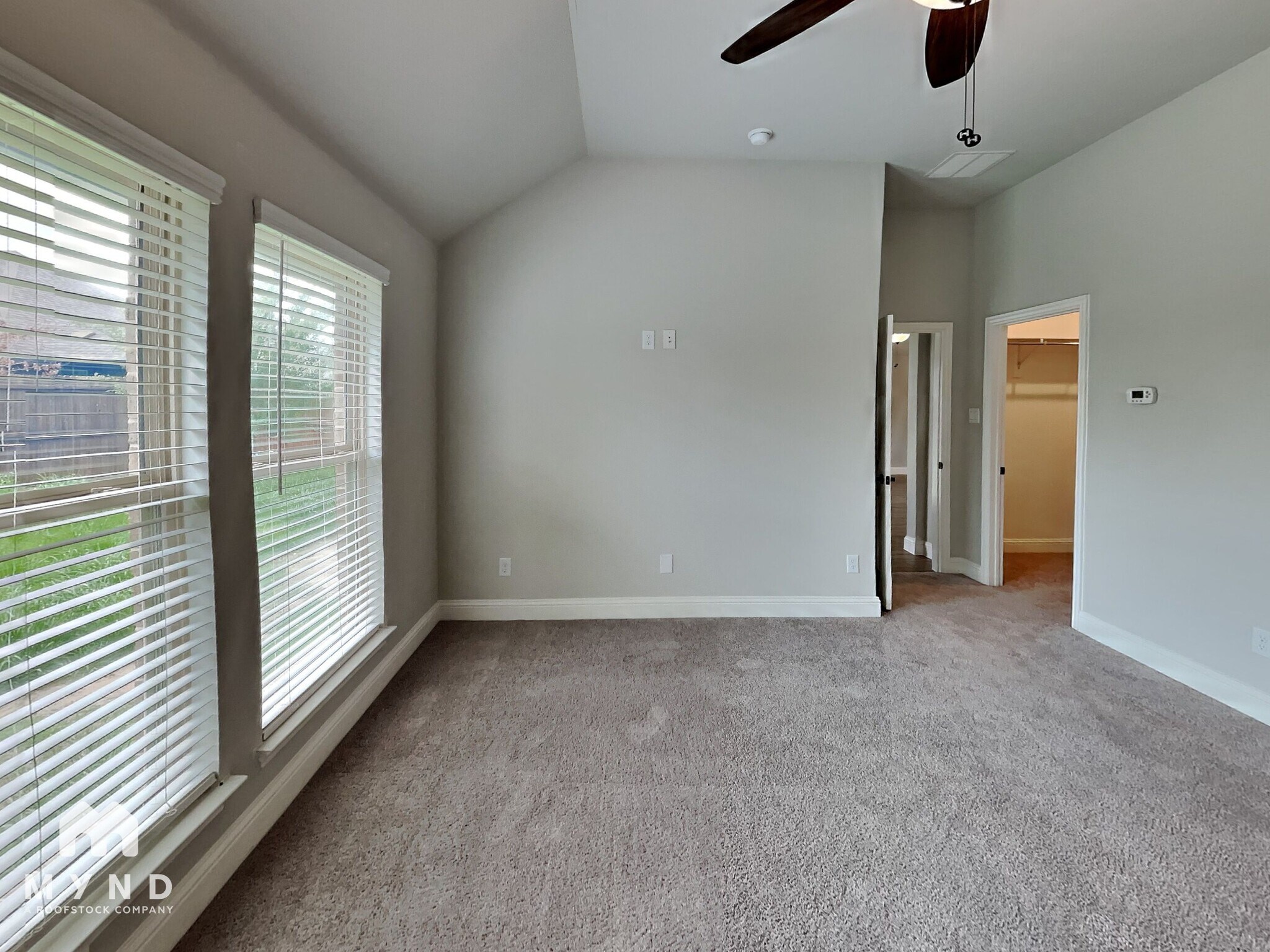 Building Photo - 544 Bradley Dr