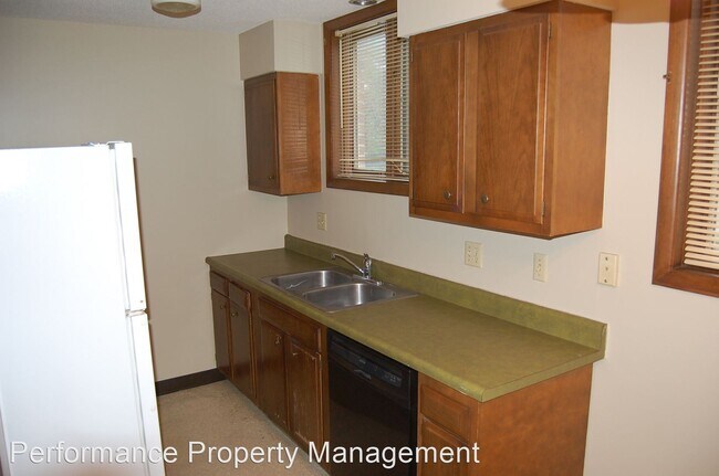 Building Photo - 401 N 57th St