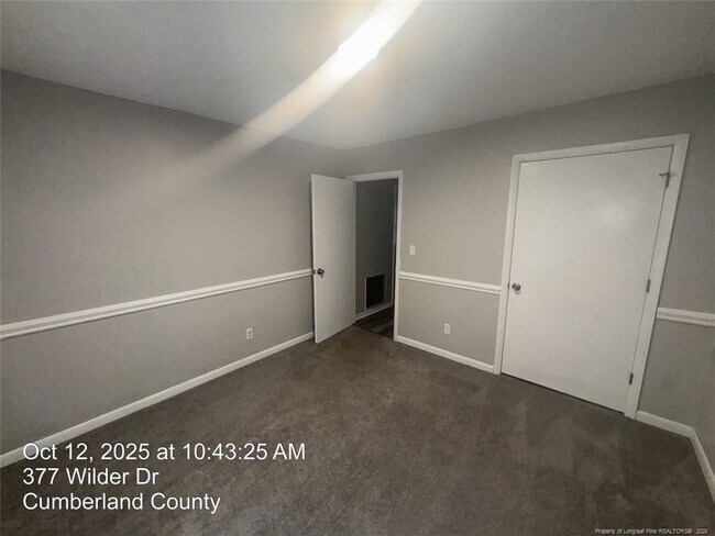 Building Photo - 377 Wilder Dr