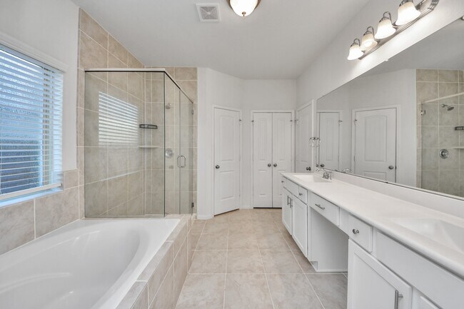 Building Photo - 24111 Golden Fallow Dr