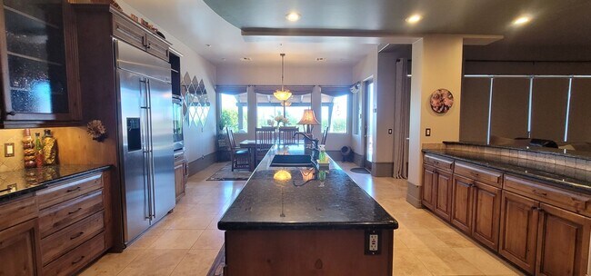 Building Photo - FURNISHED Single Family Home-RATE DISPLAYED IS FOR WINTER SEASON